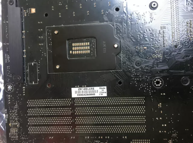 Asus Z97-Deluxe Carte Mère Intel Z97 ATX LGA 2
