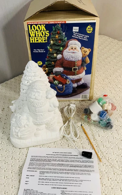 NUEVO Kit de Colección Acentos Ilimitados Pequeñas Artesanías ""Mira quién está aquí"" Santa 21547 sin pintar