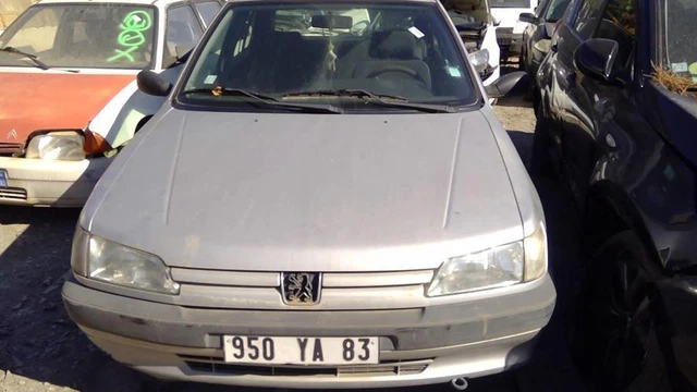 PEUGEOT 106 SÉRIE 2 : POIGNEE INTERIEUR DE PORTE DROITE EUR 8,99 PEUGEOT 106 SÉRIE 2 : POIGNEE INTERIEUR DE PORTE DROITE EUR 8,99