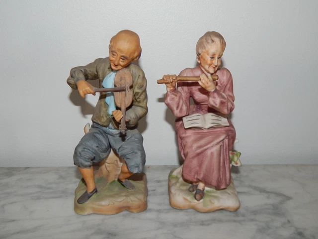 ANCIEN Personnages Figurines en Porcelaine Jouant de la Musique