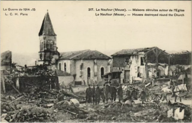 CPA Le Neufour Maisons détruites autour de l'Eglise (152364)