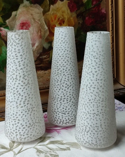 Lot De 30 Cônes En Mousse Blanche - 7, 10 Et 15 Cm - Pour Projets DIY, Noël, Décoration, Artisanat