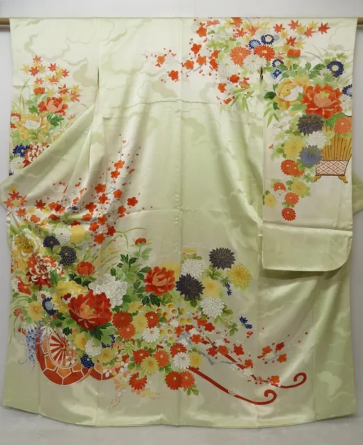 1504T10z1240 Vintage Japanese Kimono Silk FURISODE Mint white Flower cart