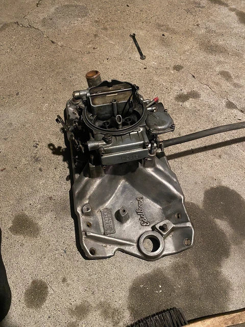 Edelbrock 2690 TM1 Aluminum 4bbl Intake Manifold SBC Chevy &Holley carburetor Edelbrock 2690 TM1 Aluminum 4bbl Intake Manifold SBC Chevy &Holley carburetor