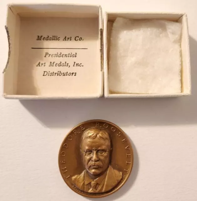 Medallic Art Co. Presidential Art Medal Theodore Roosevelt With Box Holder!