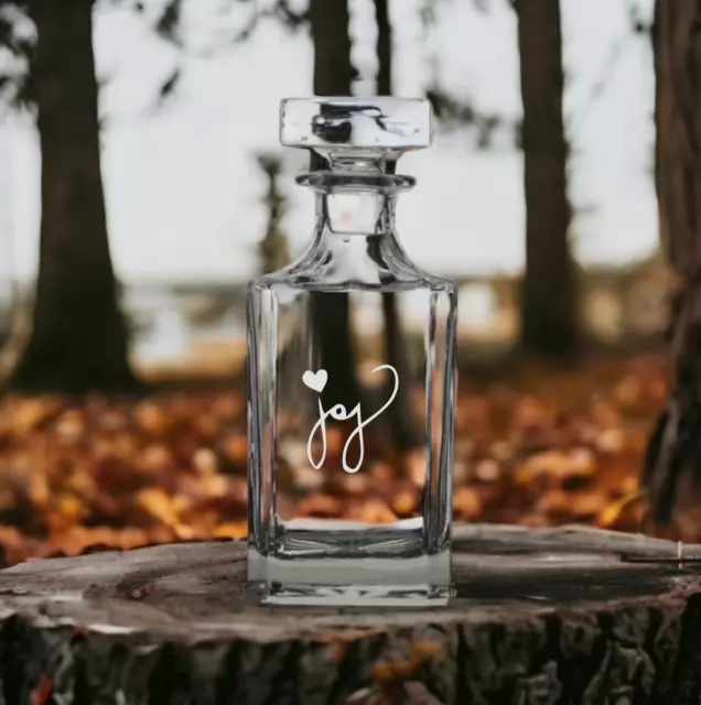 Joy Heart Decanter 26 Oz Bourbon Whiskey Premium Glass Personalize Happy NEW
