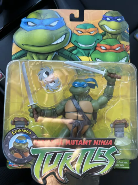 TMNT Teenage Mutant Ninja Turtles 2003 Classic Leonardo Figure-2023 Re-Issue