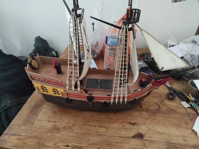 PLAYMOBIL : PIRATES - Bateau Pirates des Ténèbres (6678) EUR 80,00 - FR