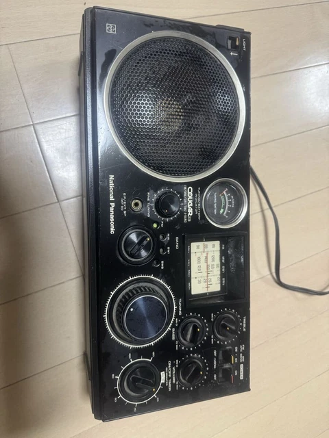 VINTAGE NATIONAL PANASONIC RF-877 