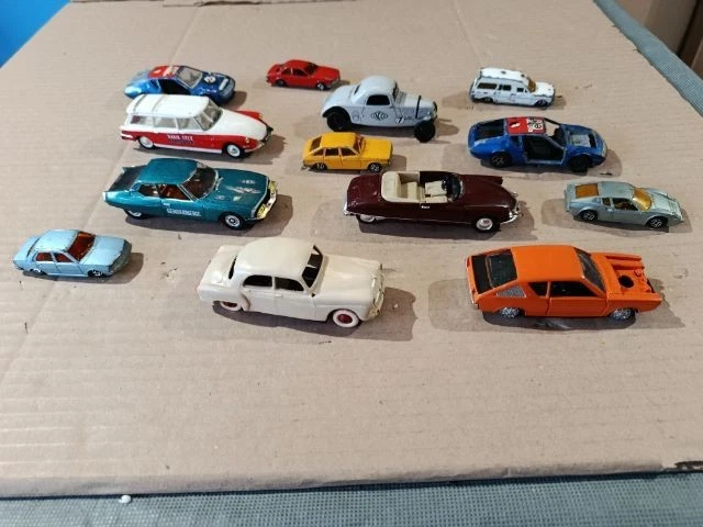 NOREV CITROEN DS 19 COUPE ANDRE RICOU 1950/1960 ROUGE GRENAT #157028 IN BOX 1/43