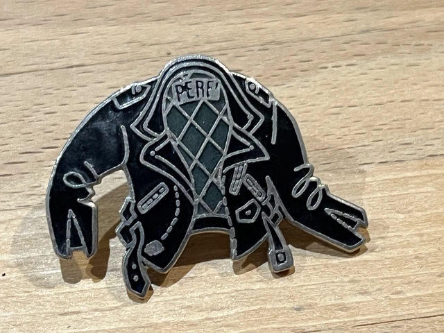 Pin's émaillé Lee Cooper – Vintage – Mode – Basic Trad Mark – Collection