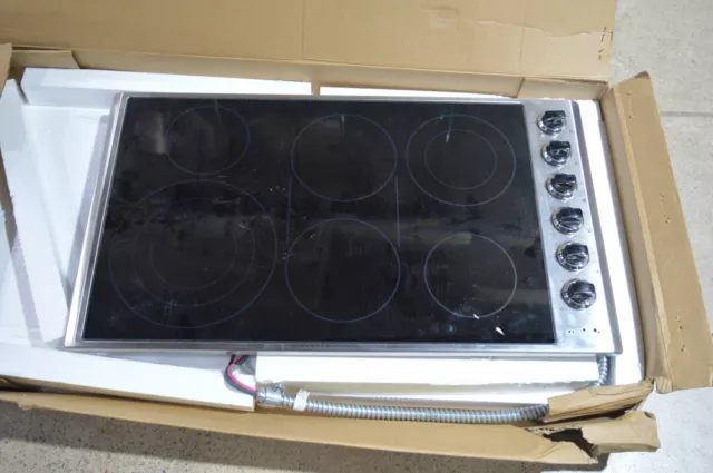 Viking VECU53616BSB 36" Stainless Electric 6 Burner Cooktop #45685