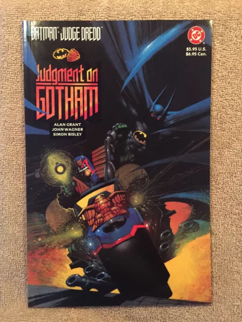 Batman Judge Dredd - Judgment on Gotham #1 ( Dec 1991 )