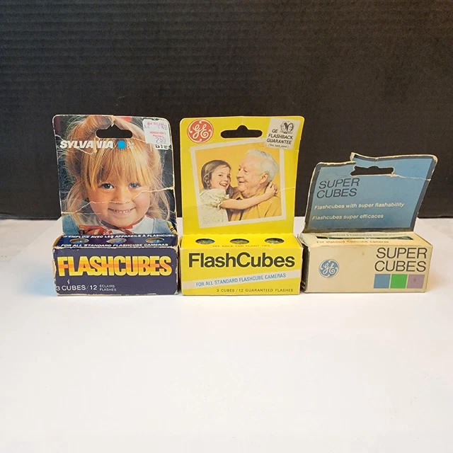 Vintage Flash Cubes in Original boxes- Sylvania and GE- 9 cubes total
