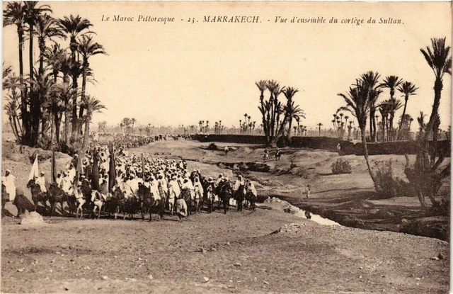 CPA AK Marrakech - Vue d'Ensemble du Cortege du Sultan MAROC (963589)