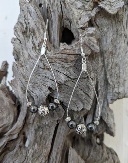 Boucles d'oreilles Fantaisie Goutte, Hématite Et Acier 6,5 Cm