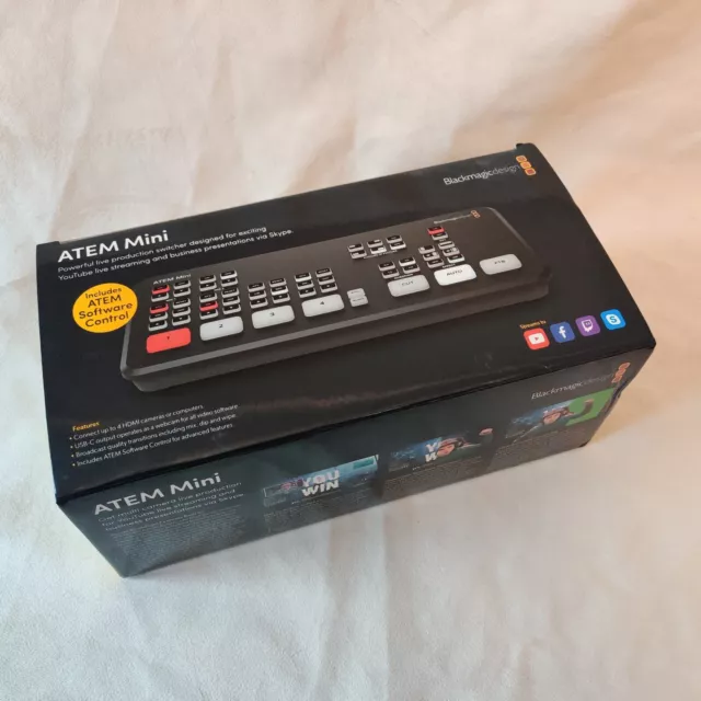 Blackmagic Design ATEM Mini Switcher With Stand, Box 4 in 1 HDMI Capture (MINT)