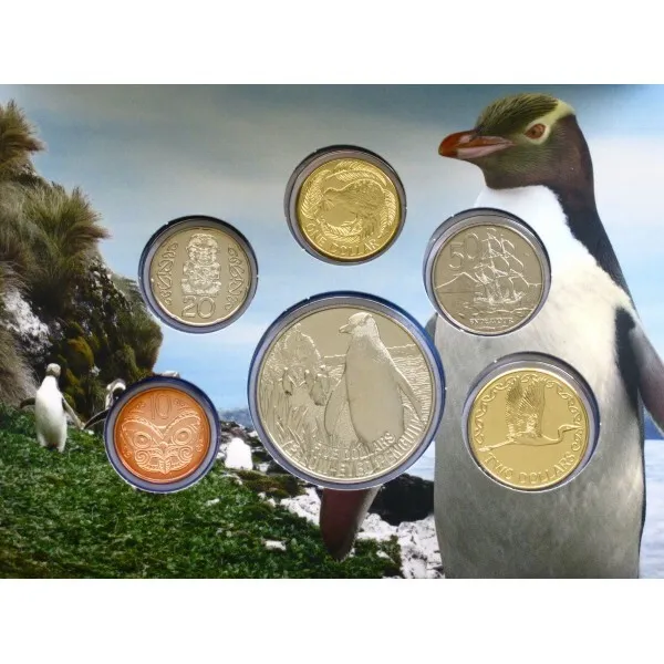 New Zealand -2011- Brilliant Uncirculated Coin Set- Yellow Eyed Penguin!!!
