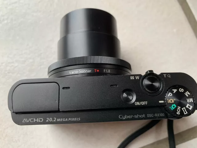 Sony RX100 Cybershot (Premium Kompaktkamera)