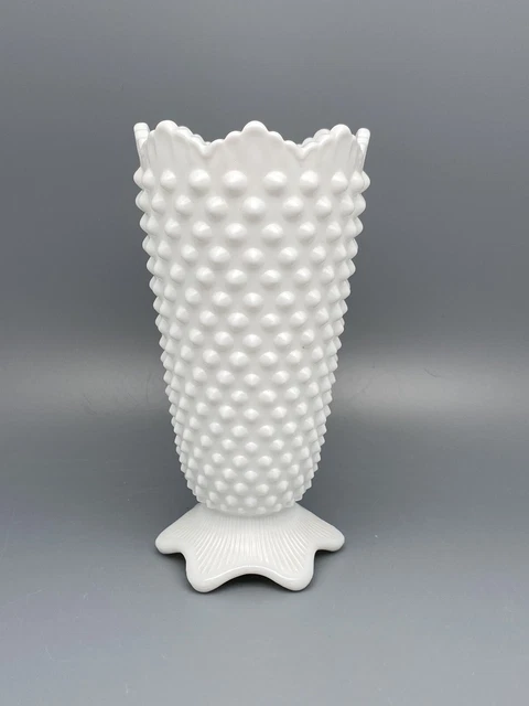Vintage 6-3/4" Fenton Hobnail White Milk Glass w/Crown Top Vase Excellent