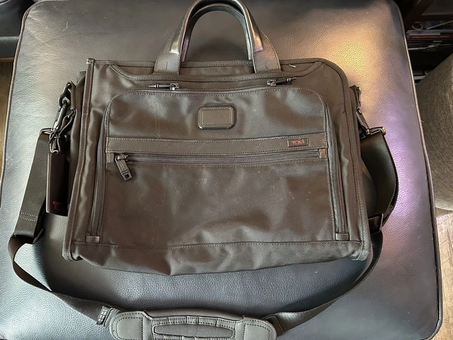 Tumi 26110D2 Alpha 2 Slim Deluxe Ballistic Portfolio Bag Laptop Career NEW $295