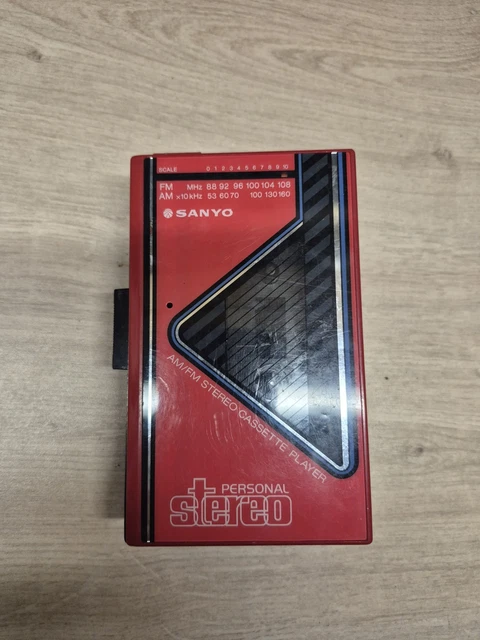Magnétophone Sanyo M1111 Walkman – Vintage Années 80 (état Fonctionnel)