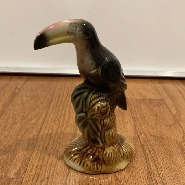 Vintage Toucan Bird Figurine Ceramic Decor Made In Brazil 204B 7"x4"