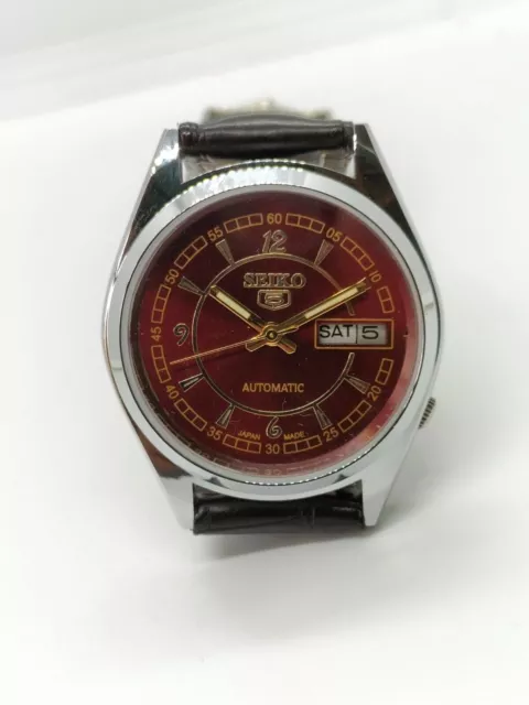 Orologio da polso da uomo vintage Seiko 5 automatico con quadrante rosso...