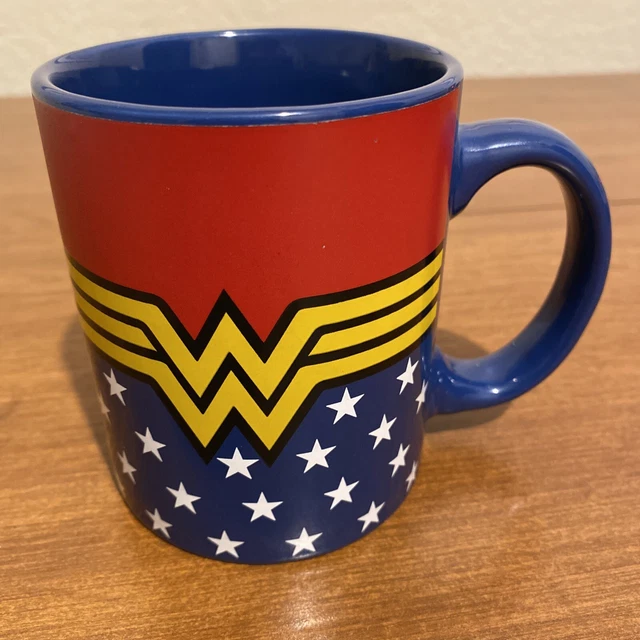 Wonder Woman Ceramic Cup DC Comics 12oz Mug Logo Outfit Stars Retro Superhero Wonder Woman Ceramic Cup DC Comics 12oz Mug Logo Outfit Stars Retro Superhero