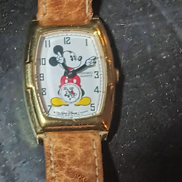 VINTAGE 1980's SEIKO 2K02-5009 WOMENS MICKEY MOUSE WATCH