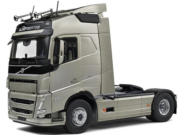 VOLVO FH16 Globetrotter XL 2021 Bronze - 1:24 Solido S2400101