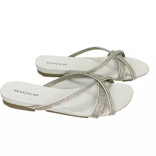 Sean Alan NWB Womens Slide Sandal Size 8 White Rhinestones Thong Flip Flop Bling