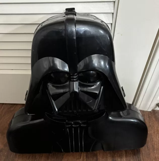 Star Wars 1980 Kenner Vintage Darth Vader Carrying Case, Plus 4 Figures