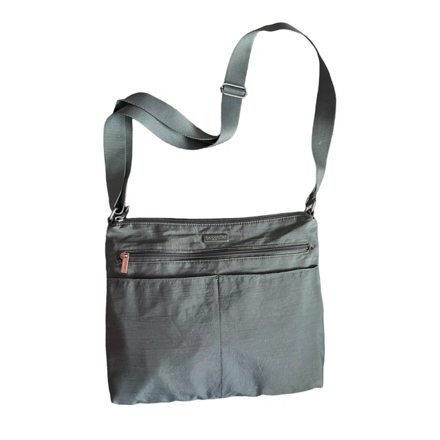 Baggallini Crossbody Bag Purse Gray Lightweight Travel Nylon Pockets Secure