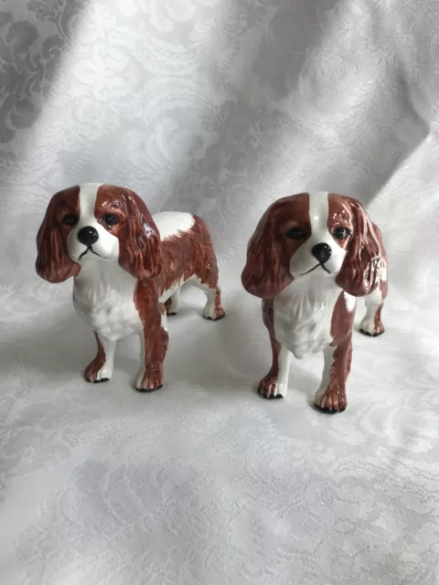 EXIMIOUS ITALY KING CHARLES CAVALIER DOG FIGURES FIGURINES (Set of 2)