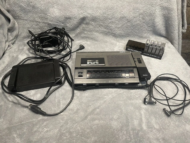 Vtg Sanyo TRC 5200 Memo-Scriber Microcassette Dictating Machine