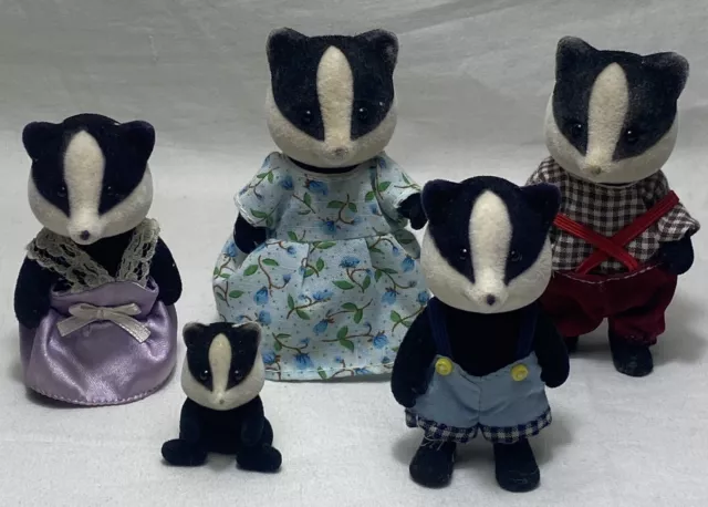 Sylvanian families badger 2025