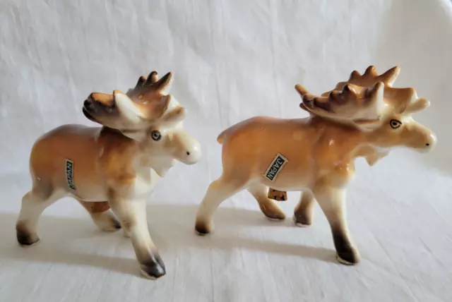 Vintage 1950s Porcelain MOOSE Salt & Pepper Shakers - Made in Japan