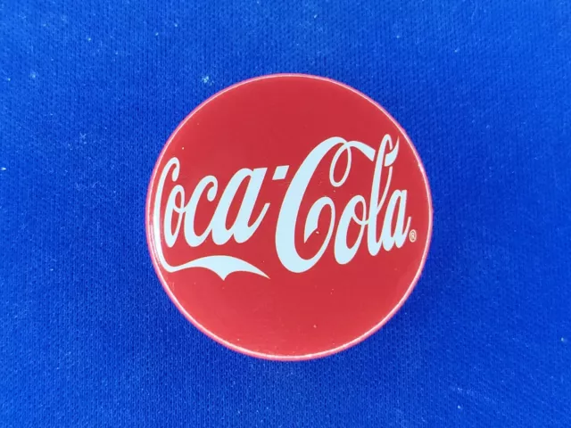 Badge Advertising Coca-Cola Logo 1 1/32in v2