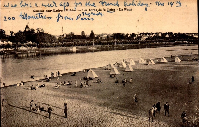 Vintage French Rppc-Cosne-Sur-Loire, Les Bordo De La Loire La Plage  Bk49