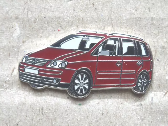 Volkswagen VW Pin Touran Fronte Rosso, Molto Raro
