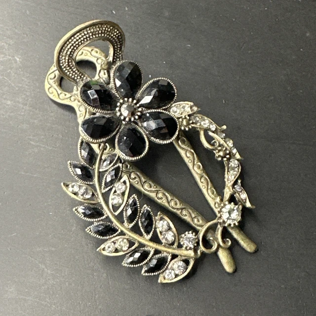 ANCIENNE BROCHE ART nouveau avec un buste de femme et des fleurs en fix