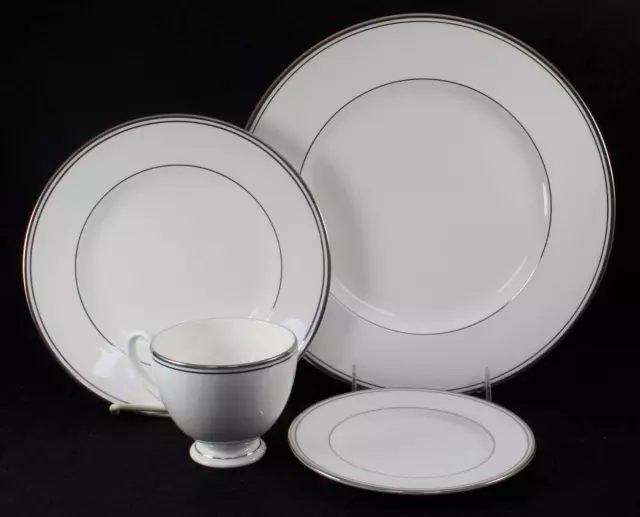 Waterford China Kilbarry Platino Quattro Pezzi Posti Set