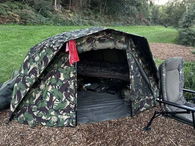 Trakker  Tempest X 100 DPM Bivvy System Aquatex limited edition.