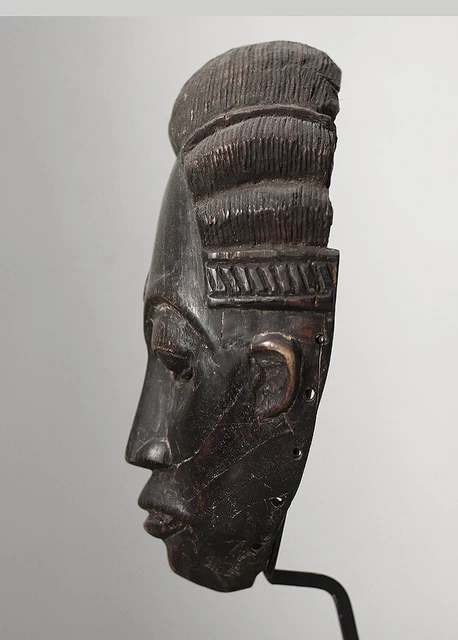 Antique Baule mask, Bouake region, Cote d'Ivoire, with provenance