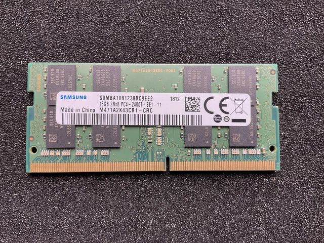 SAMSUNG 16GB DDR4-2400 SODIMM Laptop RAM PC4-19200 M471A2K43CB1
