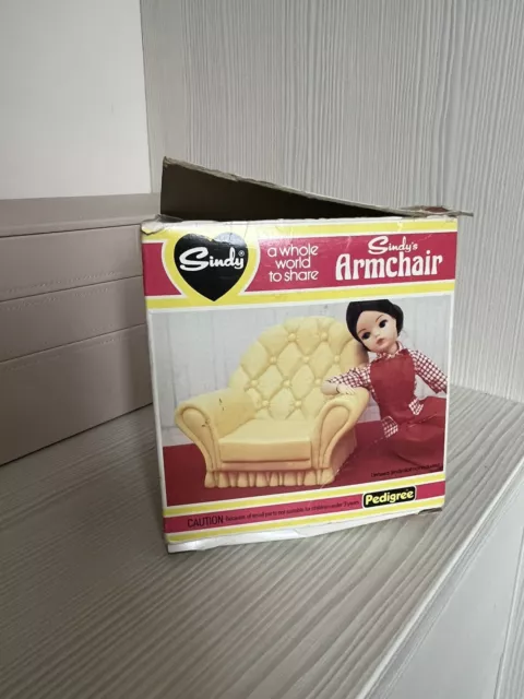 Pedigree Sindy Cream Armchair