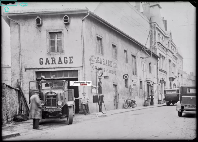 Craponne-sur-Arzon, garage, Plaque verre photo, négatif noir et blanc 13x18 cm