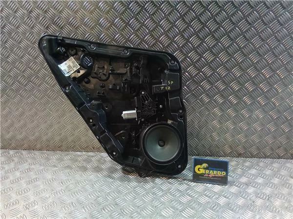 LEVE VITRE ARRIERE GAUCHE Mercedes-Benz Clase GLA (BM 156)(03.2014->) 2.1 GLA 22