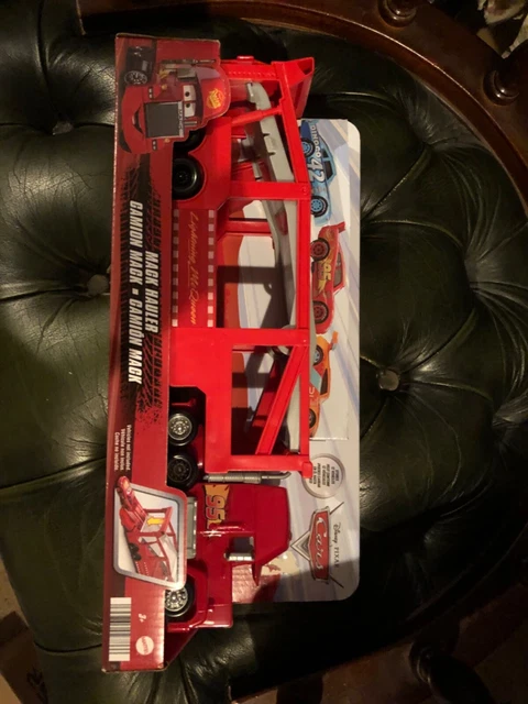Disney Pixar Cars Mack Hauler Holds 12 Character Cars Perfect BNIB